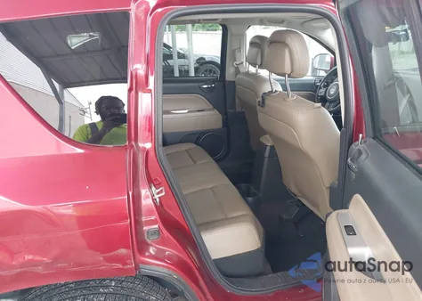 2014 Jeep Compass High Altitude из США, поврежденный, VIN 1C4NJCEA6ED680699